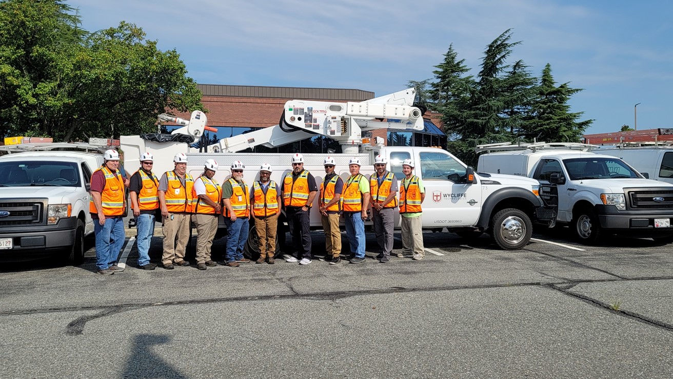 bucket-truck-service-02